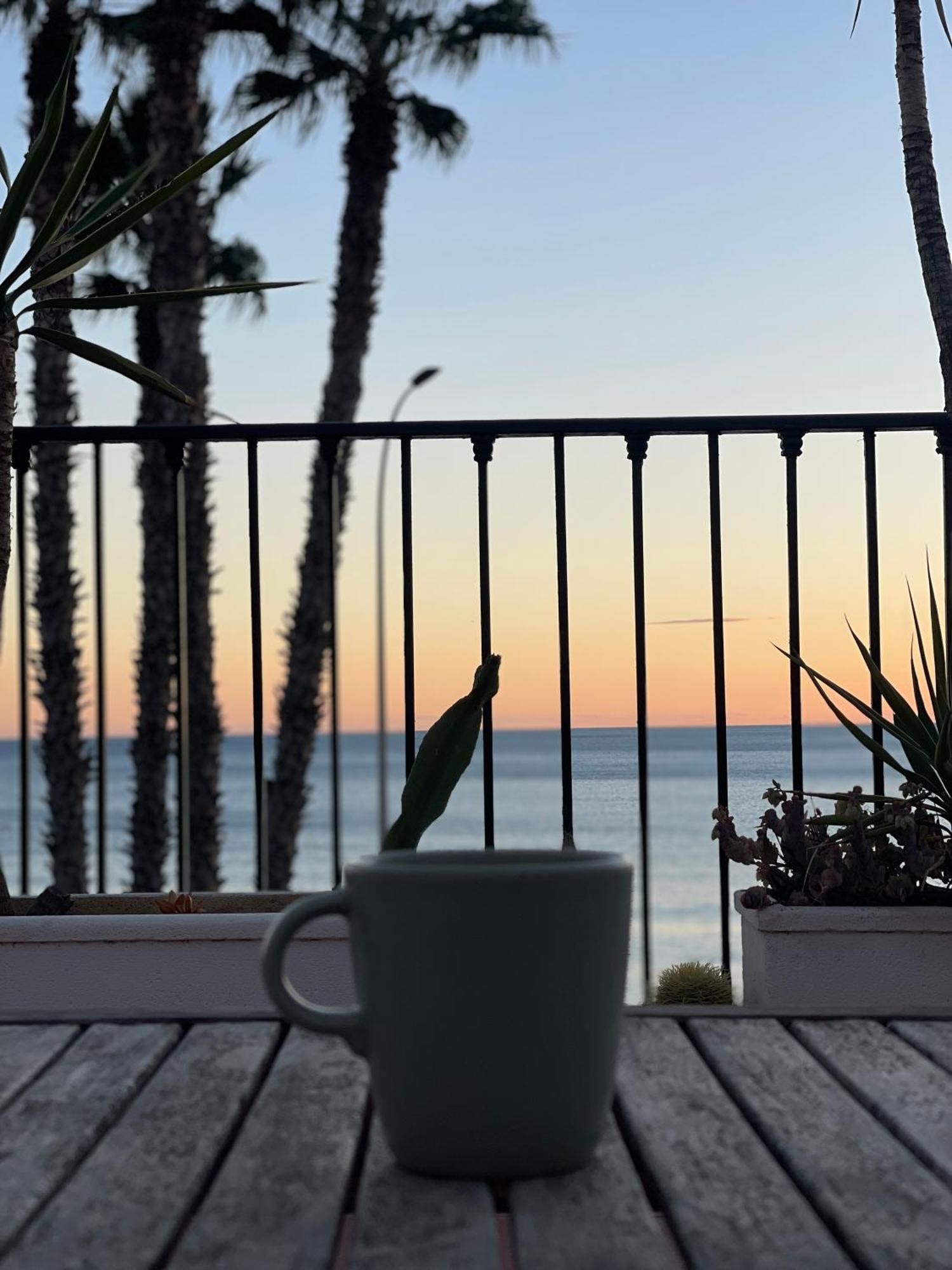 Sunset Ocean View In Malaga Beach Экстерьер фото